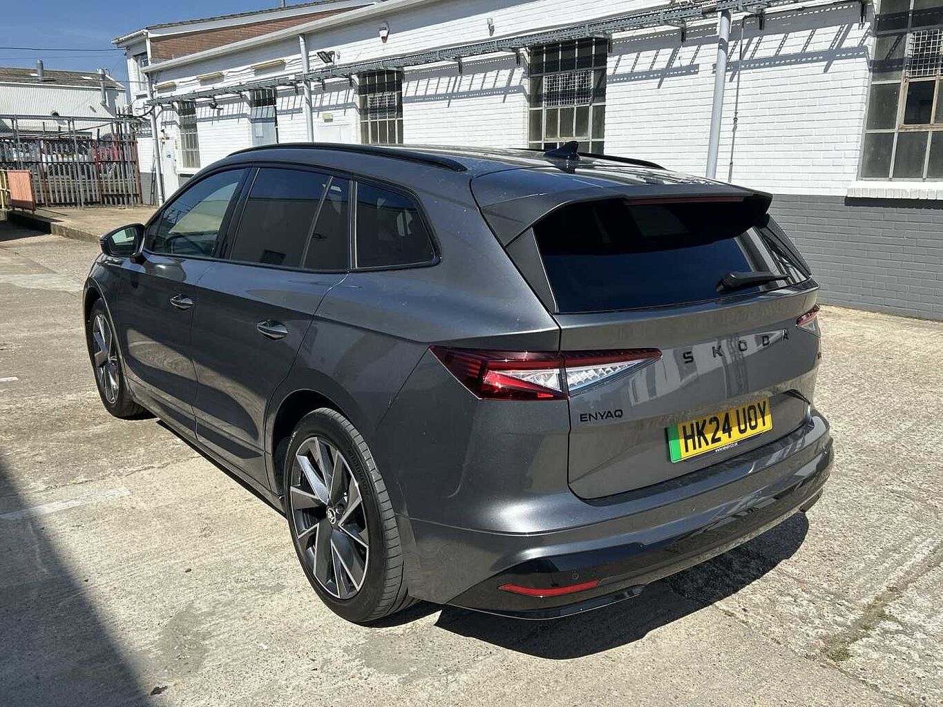 SKODA Enyaq Estate 210kW 85x Sportline Plus 82kWh 4x4 5dr Auto